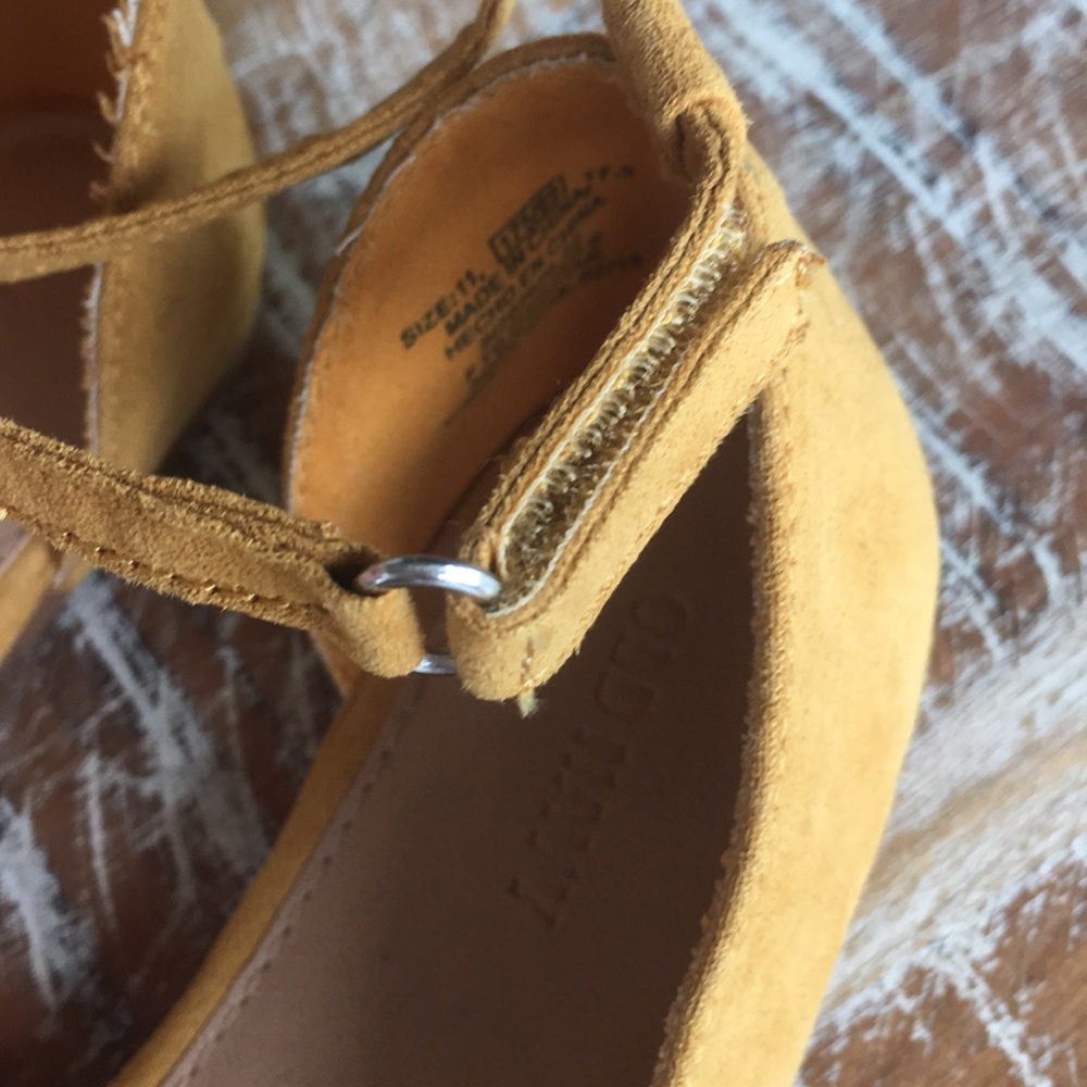 *SOLD* Old Navy d’Orsay pointed toe ballet flats - Picture 8 of 10